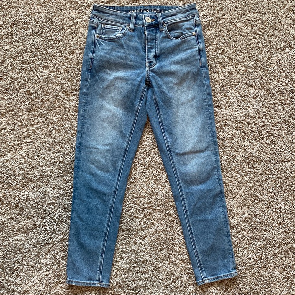 American Eagle Outfitters Tomgirl jeans